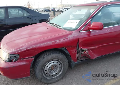 1997 Honda Accord Se from USA, damaged, VIN 1HGCD7200VA008447